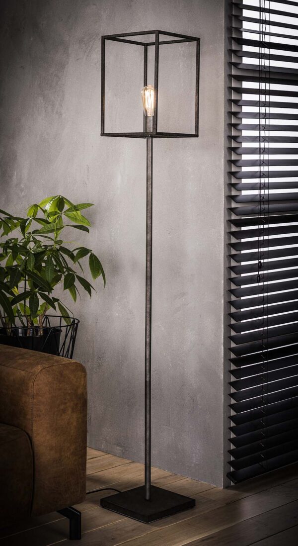 63c1-2cf0-48ec-a6c0-755a8c2e97e2.jpg Hoyz - Vloerlamp Cubic - Staand - Industrieel - 25x25x170