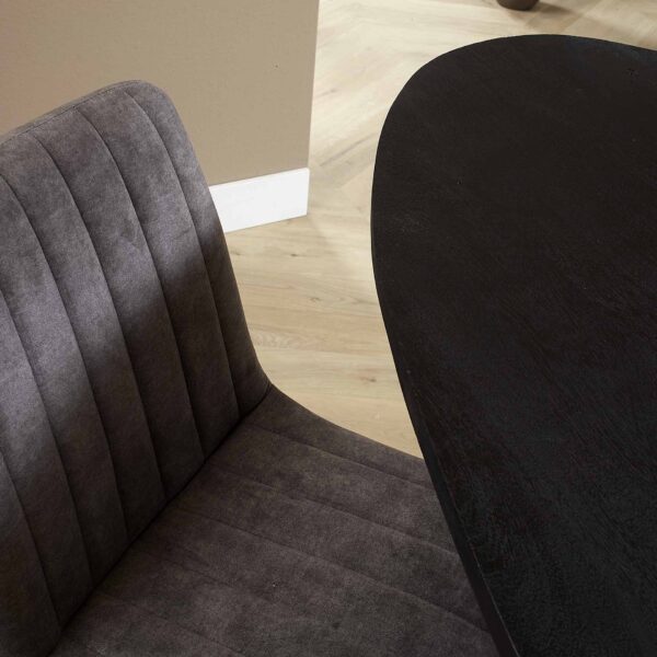 D - Hoyz - Eetkamertafel Yucon Black - Ovaal - 240x105x77cm - Hout