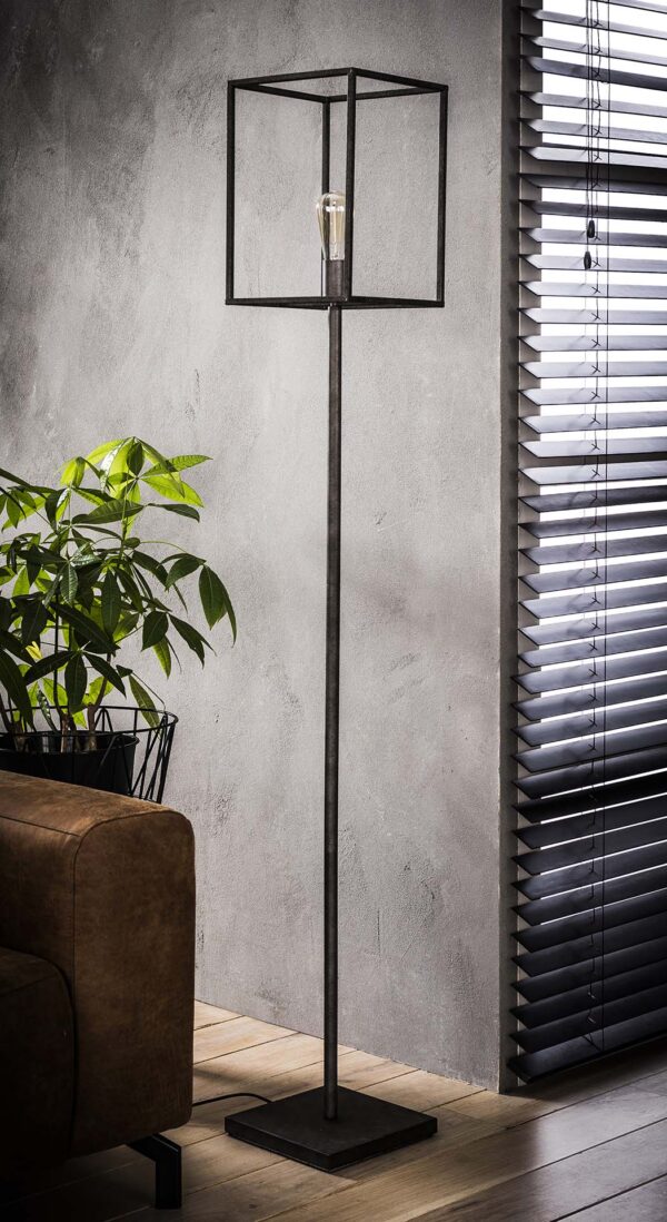 dfd0-c208-4b3c-982b-9b445d107b03.jpg Hoyz - Vloerlamp Cubic - Staand - Industrieel - 25x25x170